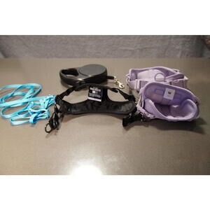 Canada Pooch Dog Harness and Leash Set